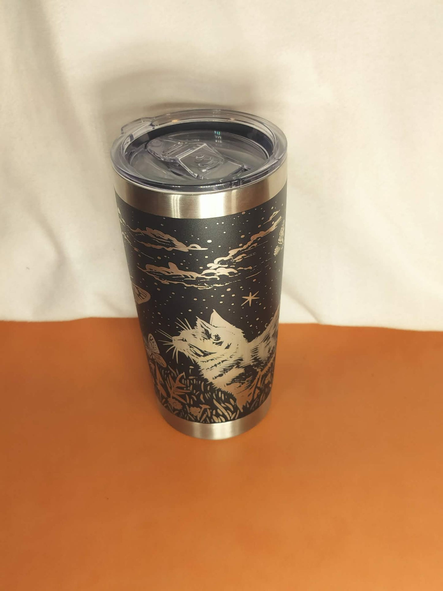 Cat Chasing Butterflies 20 oz